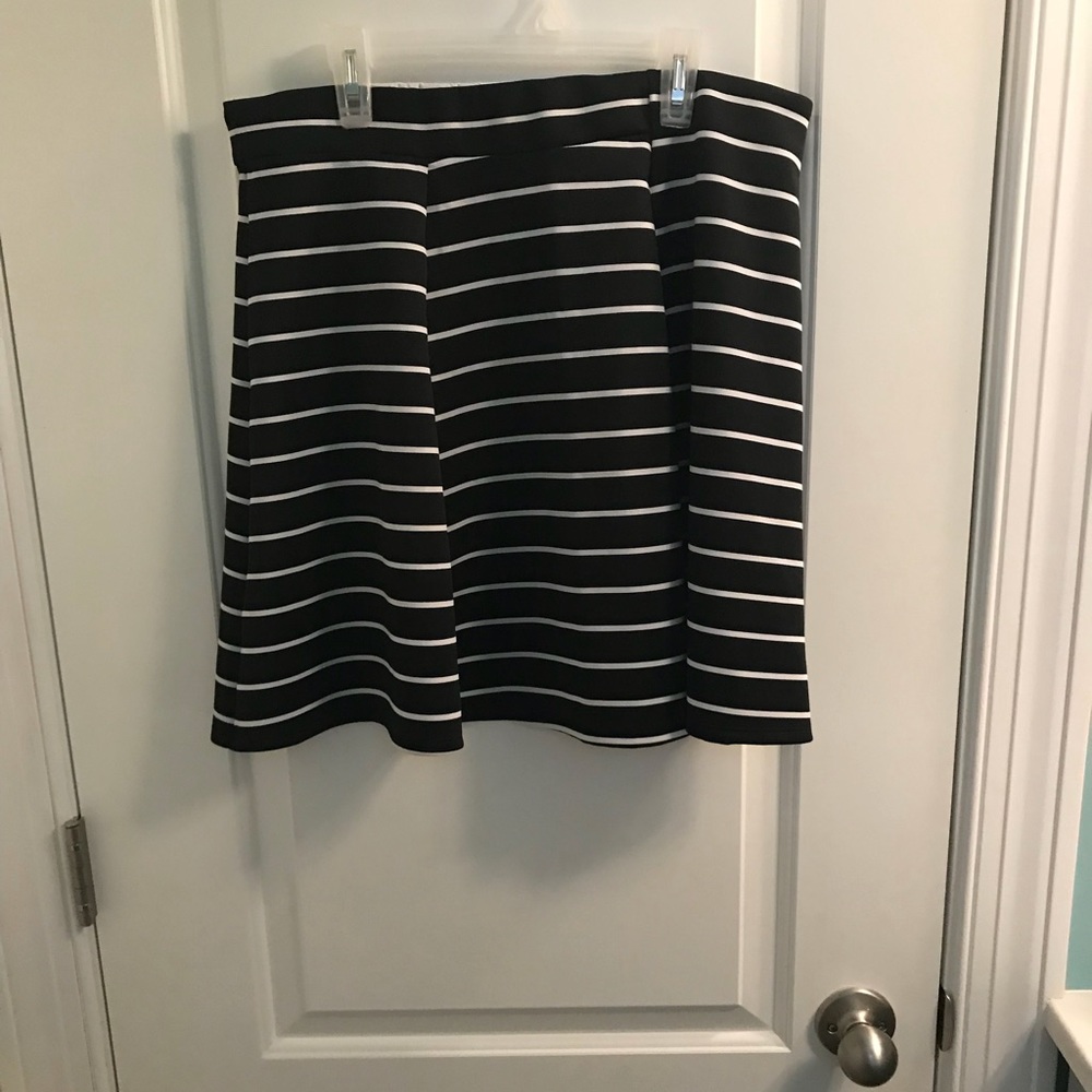 Brand New skater skirt!!